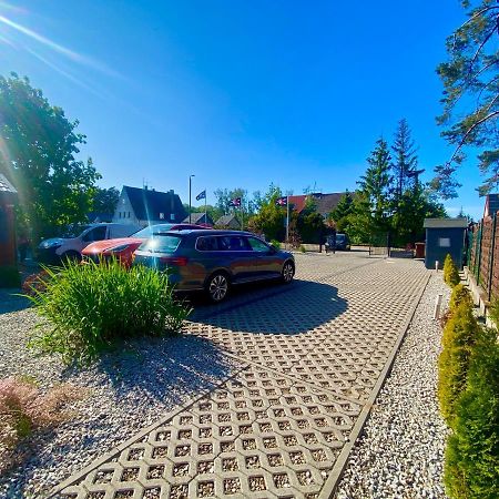 Domy Nad Morzem - Chata Pirata- Tiny House Dziwnów Exterior foto